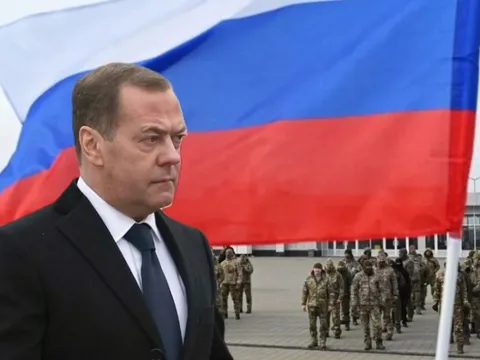 Ông Medvedev ra cảnh báo nếu EU tịch thu tài sản Nga để hỗ trợ Ukraine
