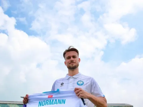 Hé lộ ngoại binh 'khủng' đương kim vô địch V-League Nam Định vừa chiêu mộ