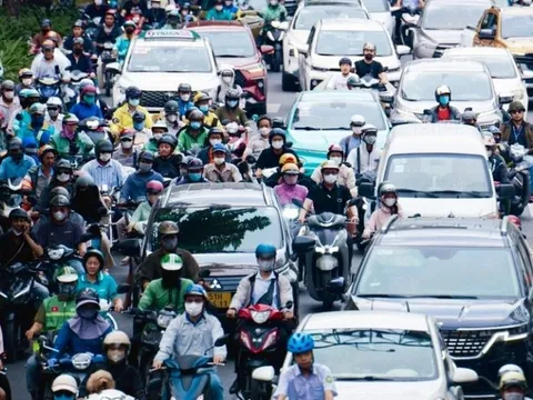 Nghịch lý: Hàng triệu xe điện sắp lăn bánh nhưng hạ tầng sạc vẫn chậm, 90% thiết bị phải nhập khẩu