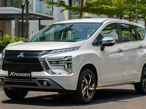 Ô tô 7 chỗ đua nhau giảm giá: Xe "hot" nhất thị trường cũng không thoát, có mẫu rẻ ngang ngửa xe hạng A