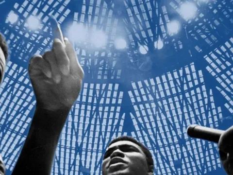 Thẻ quân dịch của Muhammad Ali, người phản đối cuộc chiến xâm lược Việt Nam, được bán đấu giá