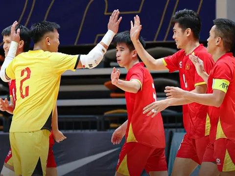 Đại thắng 9-1, tuyển Việt Nam dẫn đầu bảng đấu tại giải châu Á