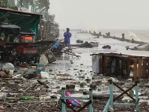 Philippines và Hong Kong (Trung Quốc) khẩn cấp ứng phó siêu bão Ragasa