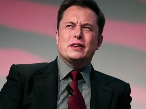 "Vận đen" chưa buông tha Elon Musk: Số lượng khách quay lại mua xe điện tụt dốc, một xu hướng cũ lên ngôi