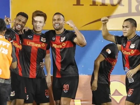 Bất bại 28 trận liên tiếp, Ninh Bình FC gây tiếng vang khắp châu Á