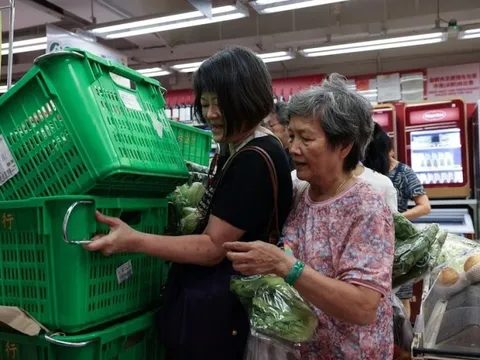 Siêu bão Ragasa đe dọa Hồng Kông: Nguy cơ lặp lại 'thảm họa' như bão Mangkhut 2018