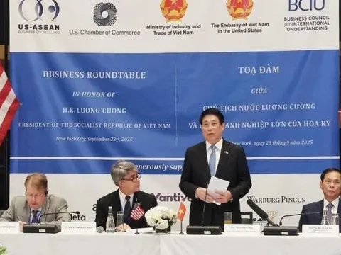 Chủ tịch nước Lương Cường mời doanh nghiệp Mỹ đầu tư vào Việt Nam