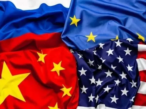 Bị Trung Quốc nắm điểm yếu chí mạng, G7 và EU tức tối, rục rịch biện pháp ứng phó