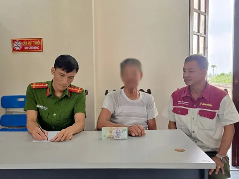 Cụ ông 66 tuổi ở Hải Phòng đi rút 250 triệu tiền tiết kiệm để làm thủ tục liên quan đến bảo hiểm: Công an xã phải vào cuộc gấp