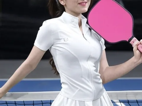 Đi xé vé pickleball, tôi và 7 thanh niên dính "cú lừa" đau điếng vì bức ảnh gái xinh
