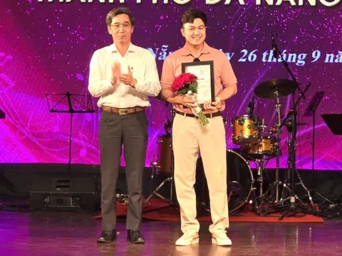 “Đà Nẵng chào bạn” đoạt giải Nhất cuộc vận động sáng tác ca khúc về thành phố