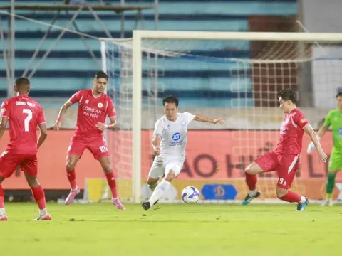 Xuân Son “buồn rười rượi’, Quang Hải ghi dấu ấn ngày CLB Nam Định thua trắng trên sân nhà