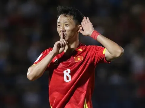 HLV Kim Sang-sik nhận tin xấu: Người hùng AFF Cup lỡ “đại chiến” với Malaysia vì chấn thương nặng