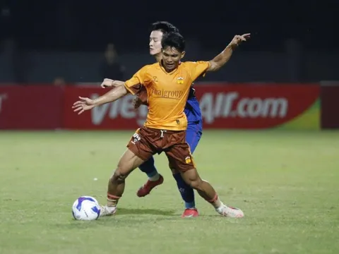 V-League 2025-2026: Màn so tài giữa "những người cùng khổ"