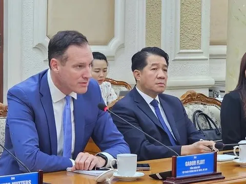 Chi hàng trăm triệu USD thâu tóm các nhà máy từ CJ và Masan, 1 tập đoàn Hà Lan lên kế hoạch dịch chuyển trụ sở chính châu Á về TP.HCM