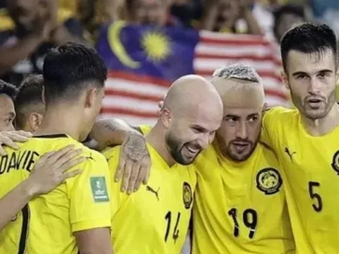 7 cầu thủ nhập tịch bị FIFA cấm giá trị gần bằng cả đội Malaysia