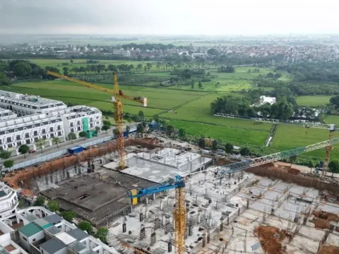 Vì sao tín dụng đổ mạnh vào bất động sản?