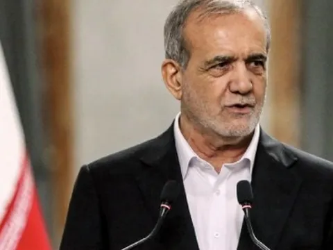 Tổng thống Iran nêu lý do di dời thủ đô khỏi Tehran