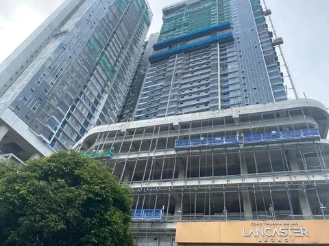 Ai mua, ai bán chung cư 100 triệu đồng/m2?