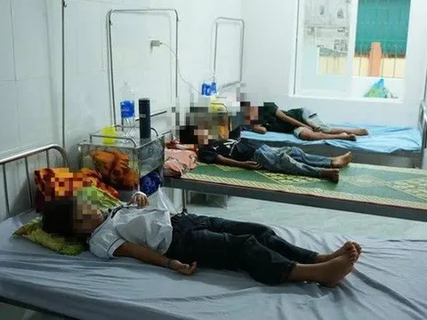 Vụ 40 học sinh ngộ độc: Đã có kết quả xét nghiệm mẫu bánh tày