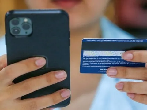 Tài khoản ngân hàng bất ngờ được cộng thêm 450 triệu, không lâu sau công an mời lên làm việc