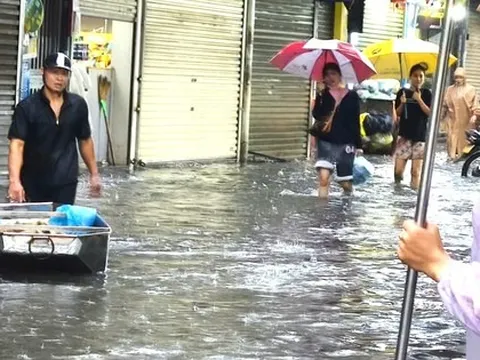 Sốt xuất huyết tăng trong mùa mưa bão, nhiều ca tử vong