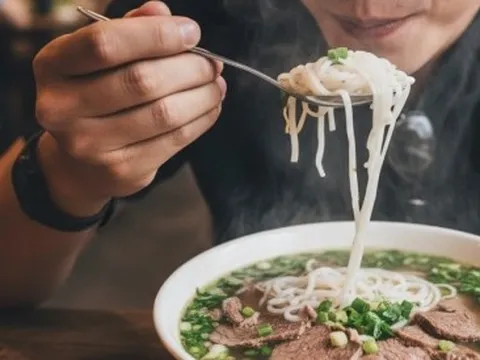 Ăn phở bò thường xuyên có tốt?