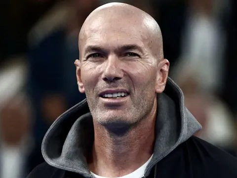 Zidane sẵn sàng dẫn dắt đội tuyển Pháp