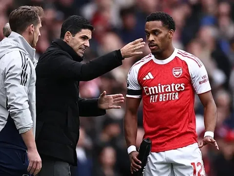 Lý do bất ngờ khiến Arsenal vội vã đàm phán hợp đồng mới với Timber