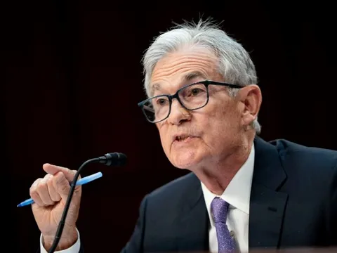 Chủ tịch Fed Jerome Powell phát tín hiệu ủng hộ tiếp tục cắt giảm lãi suất, cảnh báo: 'Không có con đường nào an toàn'