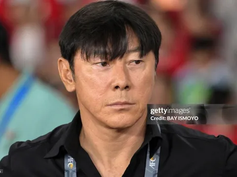 HLV Shin Tae-yong bị tố đánh chửi cầu thủ ở Hàn Quốc, lên tiếng về khả năng trở lại Indonesia