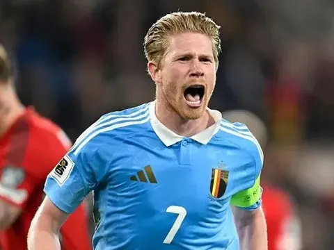 Man City có để De Bruyne ra đi quá sớm?