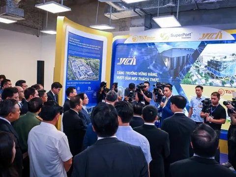 Việt Nam SuperPort™ - Biểu tượng logistics thông minh ASEAN