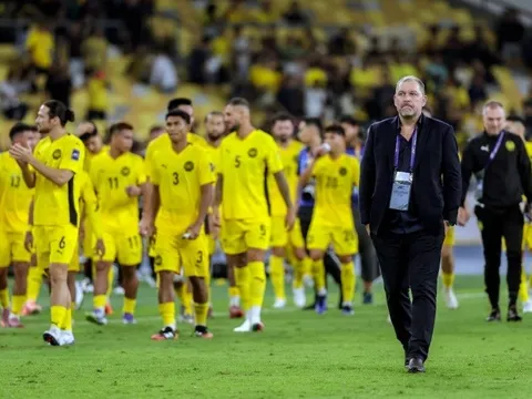 HLV Malaysia gián tiếp “tuyên chiến” tuyển Việt Nam, tuyên bố không quan tâm án phạt của FIFA