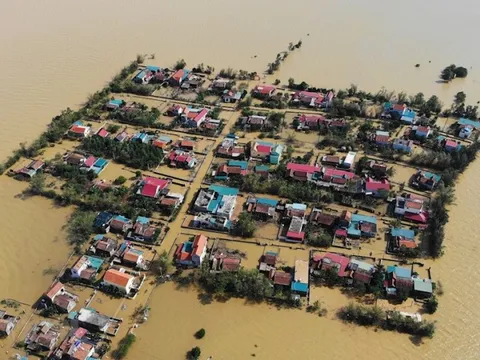 Bão muộn, mưa lớn, nắng nóng đến sớm: Vì sao thời tiết Việt Nam cuối năm 2025 và đầu 2026 bất thường?