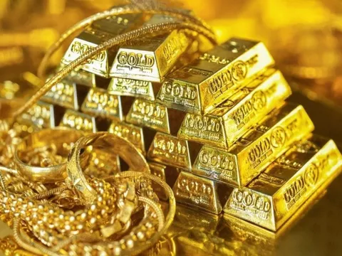 Giá vàng "chợ đen" chiều nay lên mức không tưởng, dân đầu tư "đau một vố" vì bán non