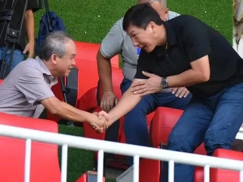 HLV Kim Sang-sik tìm thấy “tia sáng giữa giông bão”, bầu Đức thêm một lần được nở nụ cười