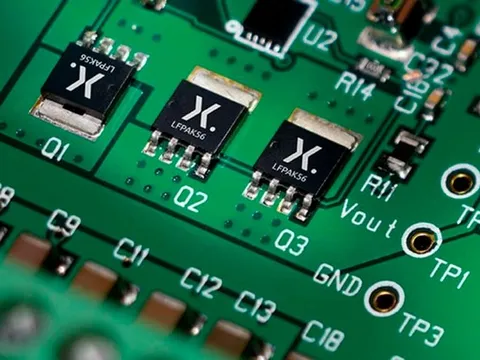 Ngành xe hơi trước nguy cơ khủng hoảng chip tái diễn, chuỗi cung ứng bán dẫn toàn cầu căng thẳng