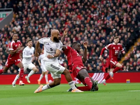 CĐV Liverpool nói gì sau trận thua cay đắng Man Utd?