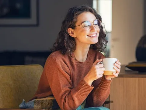 Phát hiện loại đồ uống là "kẻ thù" của mỡ máu, huyết áp cao, chống cả đột quỵ: Ngày 4 cốc là tốt nhất