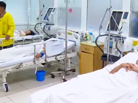 Tình trạng sức khỏe 6 nạn nhân vụ nghi ngộ độc rượu ngâm ở Nghệ An