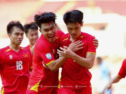 Báo Trung Quốc tâng bốc tuyển Việt Nam, sợ đội nhà thua ngay tại Thành Đô