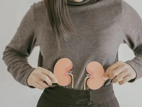 Cô gái 29 tuổi "bỏ quên" dụng cụ y tế trong bụng 1 năm rưỡi