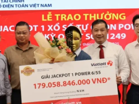 Nam giáo viên trúng Vietlott hơn 179 tỷ đồng