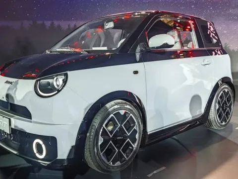 Wuling chính thức ra mắt mẫu xe điện 'anh em' của Mini EV: Giá khởi điểm chưa đến 150 triệu đồng, 1 lần sạc đi 220 km