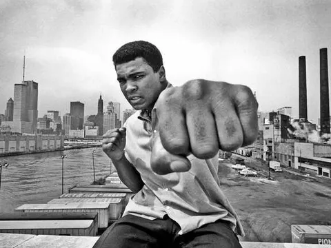 Mẩu giấy đặc biệt của Muhammad Ali thổi bùng ngọn lửa phản đối xâm lược Việt Nam
