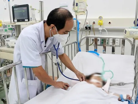 Cảnh báo liên tục ghi nhận bệnh nhi suy đa cơ quan