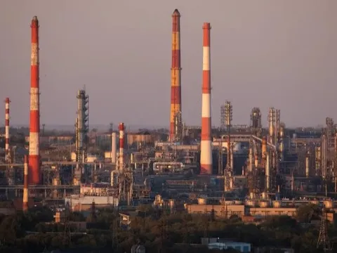 Mỹ áp lệnh trừng phạt ‘toàn diện’, 3 quốc gia chủ chốt BRICS cùng lúc hứng đòn, chuyên gia nhận định: 'Gián đoạn nguồn cung là điều khó tránh'