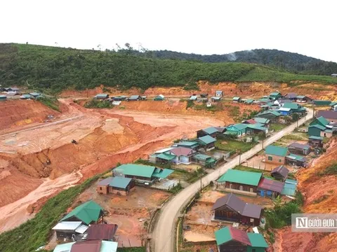 Người dân khu tái định cư ở Lâm Đồng thấp thỏm giữa sườn đồi dốc liên tục sạt lở