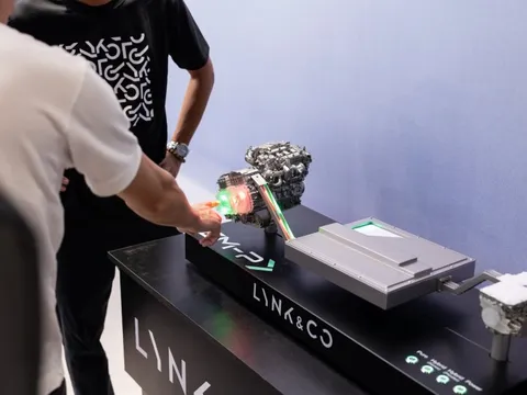 Lynk & Co 08 sắp ra mắt và câu hỏi: Món mới đủ vị khác biệt trong “bữa tiệc” PHEV tại Việt Nam?